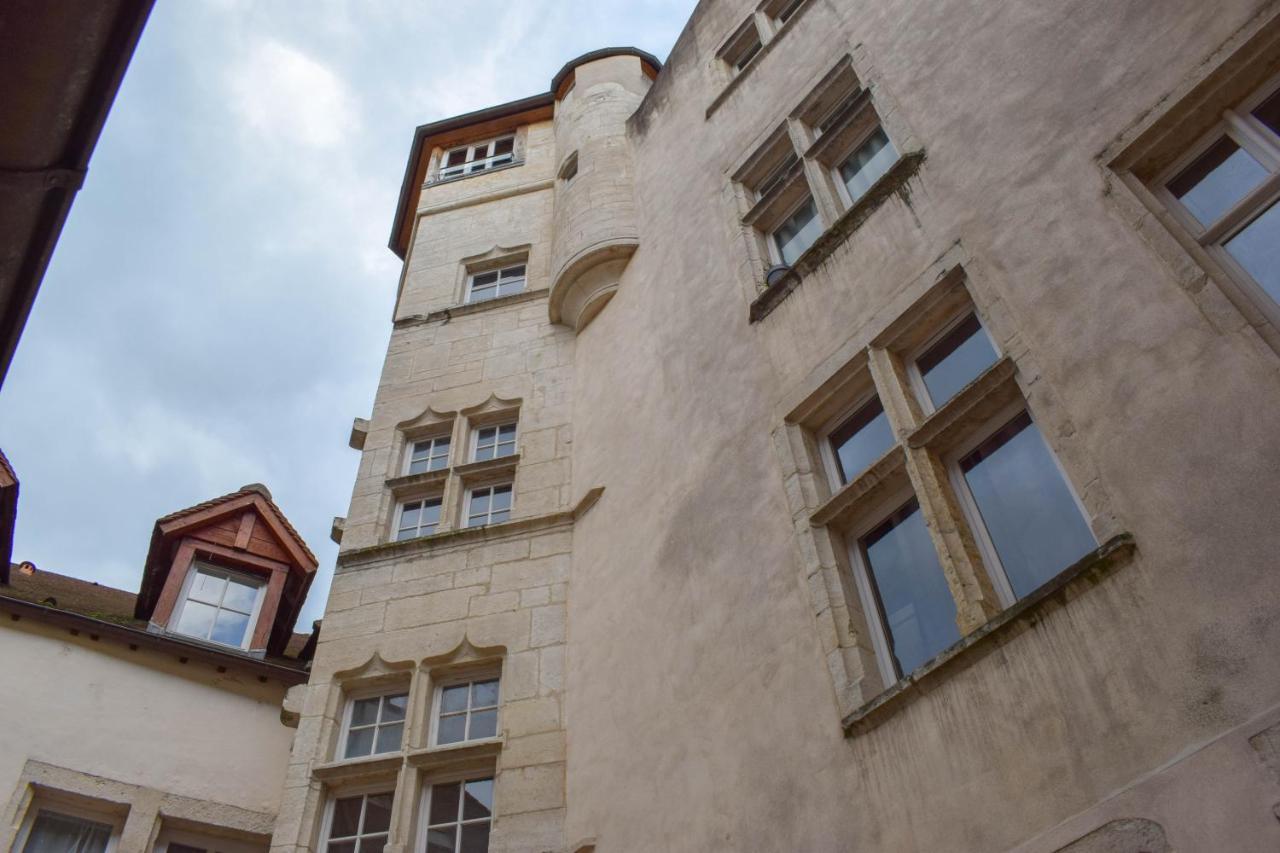 Appartement Classe "La Tour" Доль Экстерьер фото